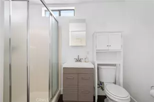 1733 S Carmelina Ave, Los Angeles, CA 90025 - Photo 39
