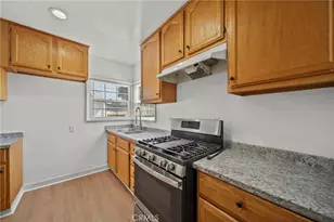 1733 S Carmelina Ave, Los Angeles, CA 90025 - Photo 13