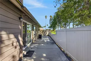 26105 Rainbow Glen Dr, Newhall, CA 91321 - Photo 23