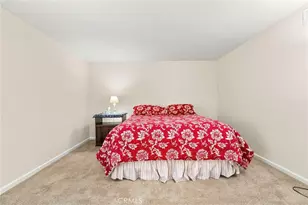 26105 Rainbow Glen Dr, Newhall, CA 91321 - Photo 25