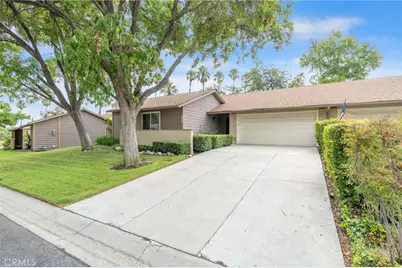 26105 Rainbow Glen Drive, Newhall, CA 91321 - Photo 3