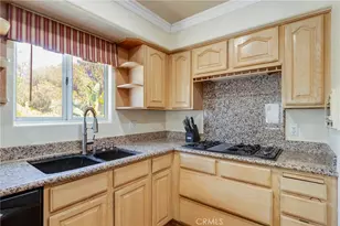 21492 Arapahoe Trail, Chatsworth, CA 91311 - Photo 15