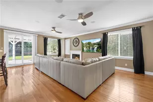 21658 Canyon Heights Cir, Saugus, CA 91390 - Photo 19