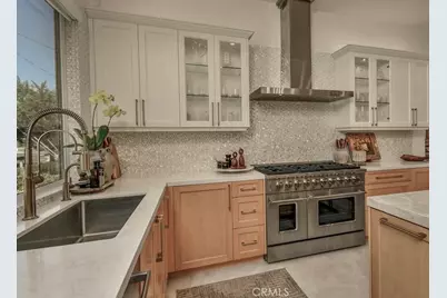 5124 Boda Place, Woodland Hills, CA 91367 - Photo 11