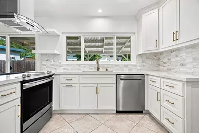 16451 Knapp St, North Hills, CA 91343 - Photo 7