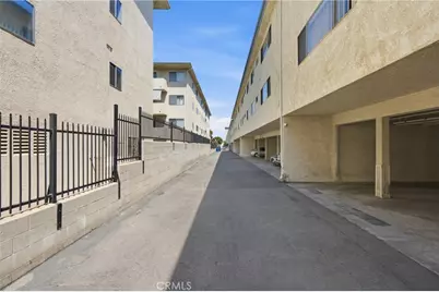 5354 Lindley Avenue #209, Encino, CA 91316 - Photo 33