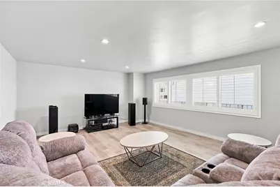 5354 Lindley Avenue #209, Encino, CA 91316 - Photo 9