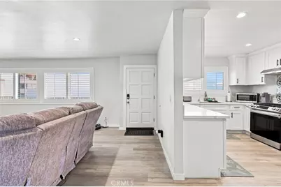 5354 Lindley Avenue #209, Encino, CA 91316 - Photo 7