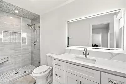 5354 Lindley Avenue #209, Encino, CA 91316 - Photo 23