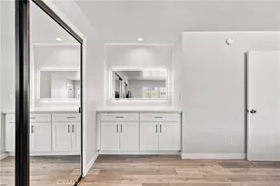5354 Lindley Ave, Encino, CA 91316 - Photo 23