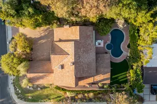 4200 Gayle Dr, Tarzana, CA 91356 - Photo 45