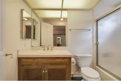 4200 Gayle Drive, Tarzana, CA 91356 - Photo 19