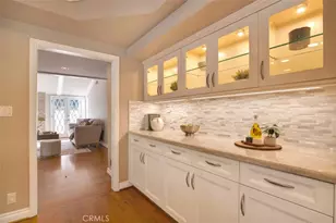 4200 Gayle Dr, Tarzana, CA 91356 - Photo 11