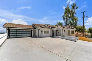 5096 Llano Dr, Woodland Hills, CA 91364 - Photo 3