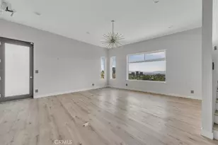 5096 Llano Dr, Woodland Hills, CA 91364 - Photo 49