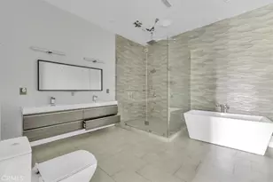 5096 Llano Dr, Woodland Hills, CA 91364 - Photo 53
