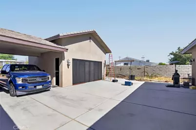 18269 Manzanita, Hesperia, CA 92345 - Photo 11
