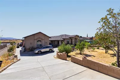 18269 Manzanita, Hesperia, CA 92345 - Photo 17