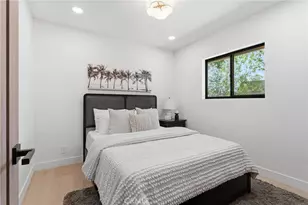 23925 Crosson Dr, Woodland Hills, CA 91367 - Photo 47