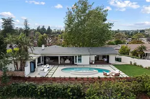 23925 Crosson Dr, Woodland Hills, CA 91367 - Photo 5
