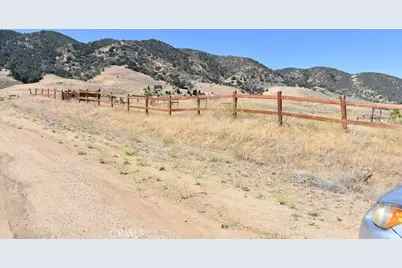 19201 Ottawa Drive, Tehachapi, CA 93561 - Photo 13