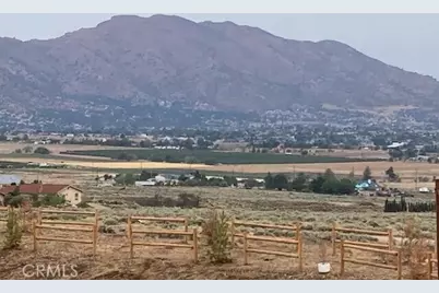 19201 Ottawa Drive, Tehachapi, CA 93561 - Photo 5