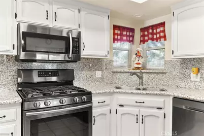19700 Mesa Drive, Tehachapi, CA 93561 - Photo 11
