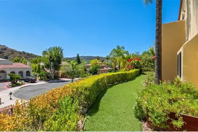 4433 Tedregal Court, Calabasas, CA 91302 - Photo 21