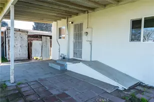 1102 E 18th St, Bakersfield, CA 93305 - Photo 17