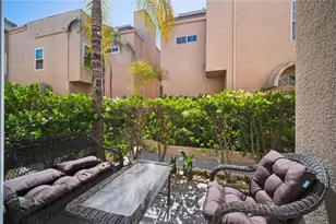 10659 Bloomfield St, Toluca Lake, CA 91602 - Photo 19