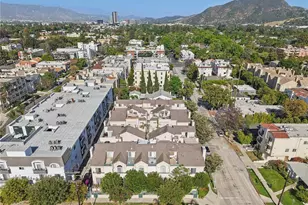 10659 Bloomfield St, Toluca Lake, CA 91602 - Photo 39