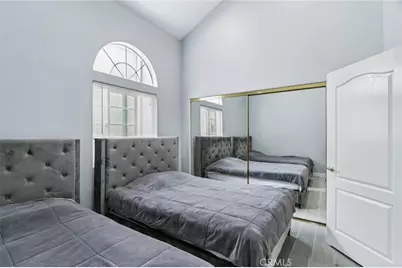 10659 Bloomfield Street, Toluca Lake, CA 91602 - Photo 29