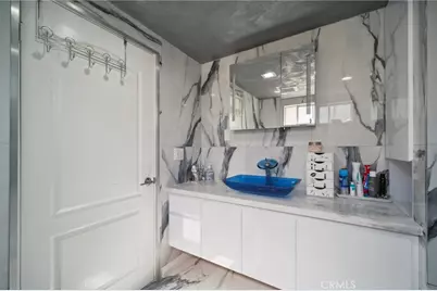 10659 Bloomfield Street, Toluca Lake, CA 91602 - Photo 27