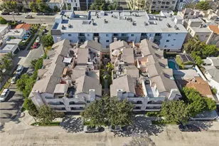 10659 Bloomfield St, Toluca Lake, CA 91602 - Photo 41