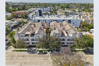 10659 Bloomfield Street, Toluca Lake, CA 91602 - Photo 43