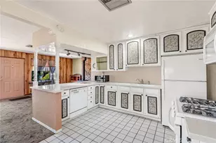25562 Bejoal, Barstow, CA 92311 - Photo 13