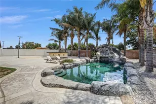 19039 Gregory Ct, Bloomington, CA 92316 - Photo 1