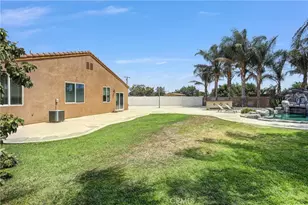 19039 Gregory Ct, Bloomington, CA 92316 - Photo 27