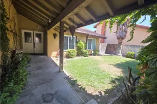 527 Curve, Lancaster, CA 93535 - Photo 3