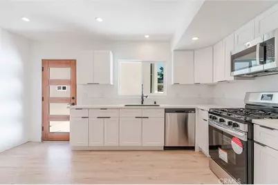 6837 Yolanda Avenue, Reseda, CA 91335 - Photo 3