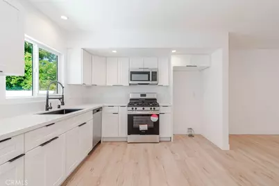 6837 Yolanda Avenue, Reseda, CA 91335 - Photo 35