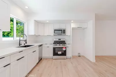 6837 Yolanda Avenue, Reseda, CA 91335 - Photo 35