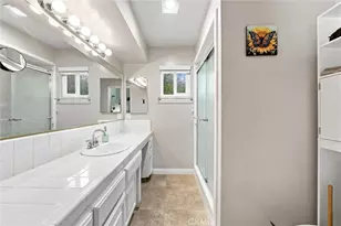 308 Swan Ct, Bakersfield, CA 93309 - Photo 23