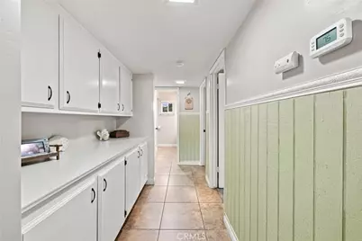 308 Swan Court, Bakersfield, CA 93309 - Photo 17