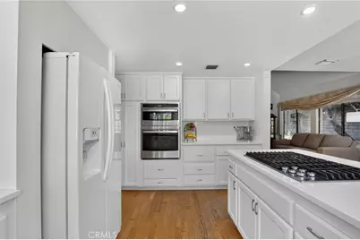 19233 Mayall Street, Northridge, CA 91324 - Photo 15