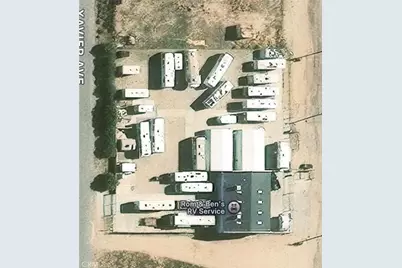 7026 Xavier Avenue, California City, CA 93505 - Photo 9