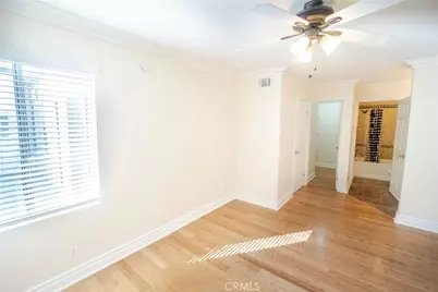 21203 Trumpet, Newhall, CA 91321 - Photo 19