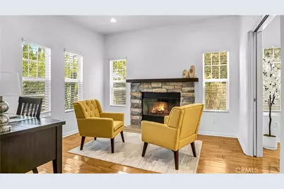 13897 Eldridge, Sylmar, CA 91342 - Photo 3