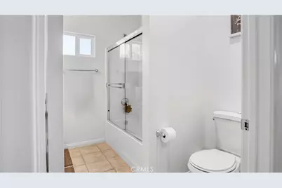 13897 Eldridge, Sylmar, CA 91342 - Photo 41