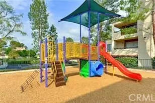 5520 Owensmouth, Woodland Hills, CA 91367 - Photo 39